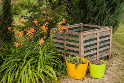 How to Build A Compost Bin: DIY Instructions for Absolute Beginners